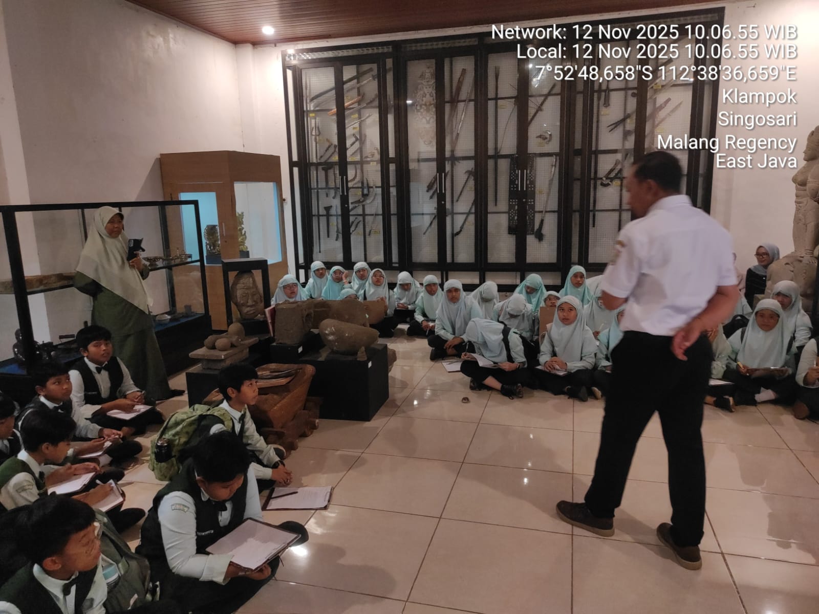 Kunjungan Edukatif Siswa-Siswi SD Al Ya’lu Malang ke Museum Singhasari
