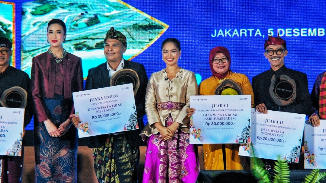 WIA 2025 : Sumberdem Juara 1 Desa Wisata Berbasis Alam